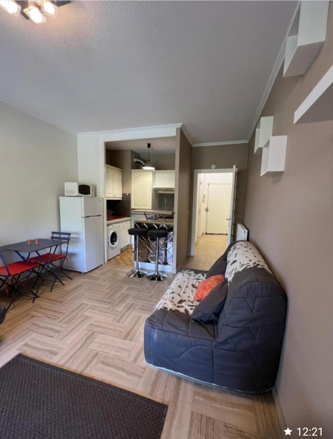 Charmant Studio Villeneuve-Loubet Zewnętrze zdjęcie
